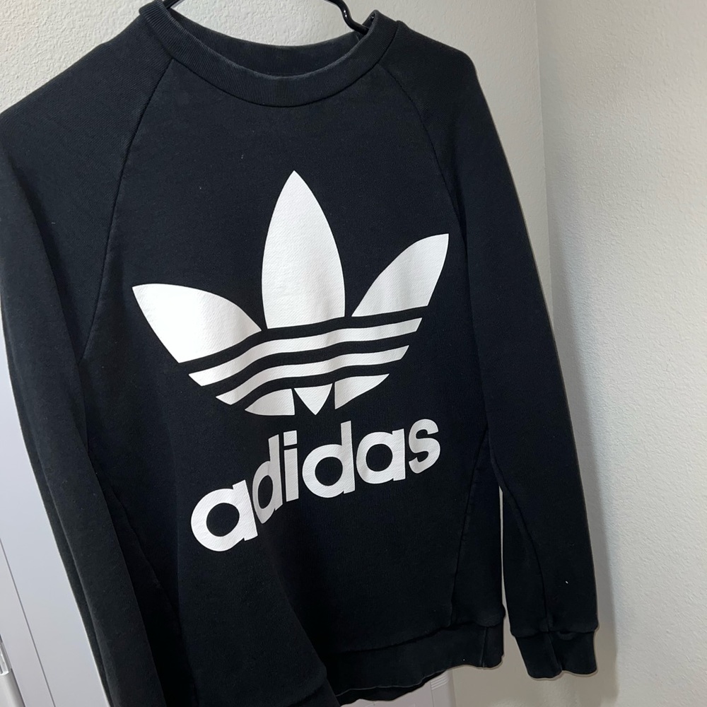 Adidas crewneck sweatshirt